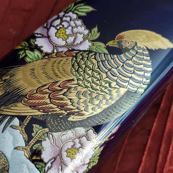 DARK BLUE & GOLD JAPANESE VASE-PEACOCKS & PINK FLOWERS-9 1/2" TALL - Picture 5 of 16